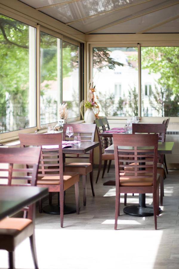 Logis Hotel & Restaurant Le Carnot Die Exterior foto